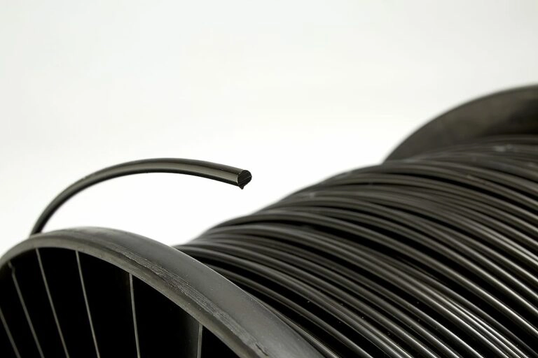 Borderline Black Wire - Stock and Noble