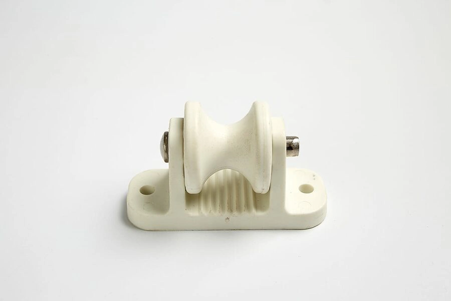 Roller Post Insulator White - Stock and Noble