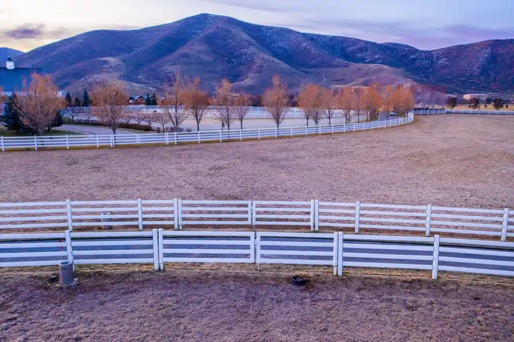 Stock and Noble Premium Steel Post and Rail Fencing, White, 4 Rail-10