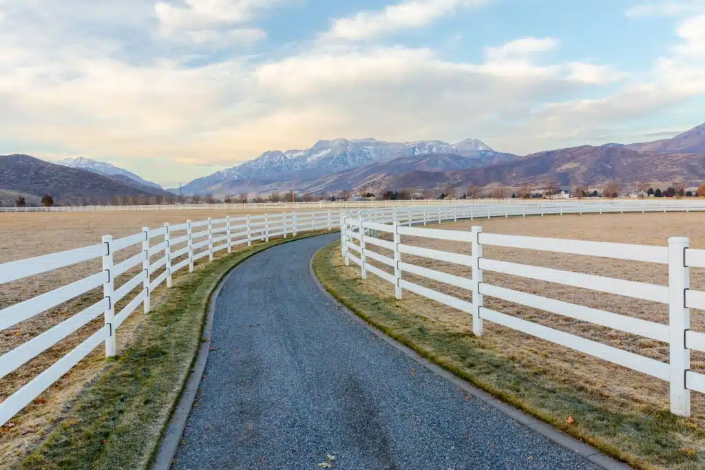 Stock and Noble Premium Steel Post and Rail Fencing, White, 4 Rail-3