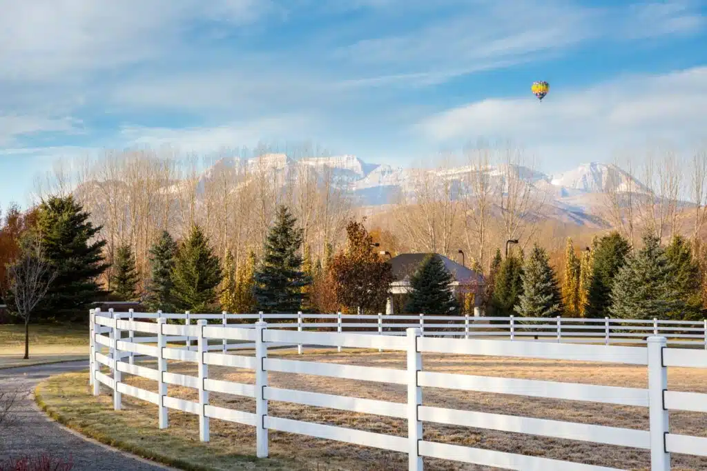 Stock and Noble Premium Steel Post and Rail Fencing, White, 4 Rail-7