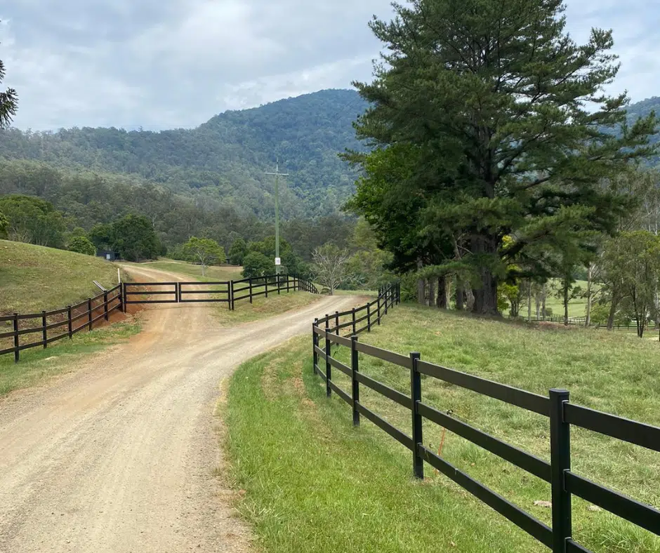 Premium Steel Post and Rail fencing - Stock And Noble - Selah Valley