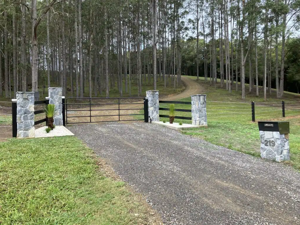 multiple fencing - timber post and rail - borderline - entranceway